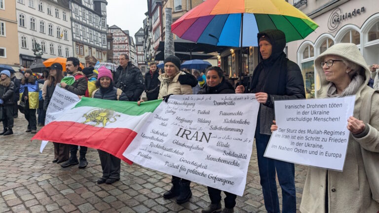 Solidarität mit dem iranischen Volk